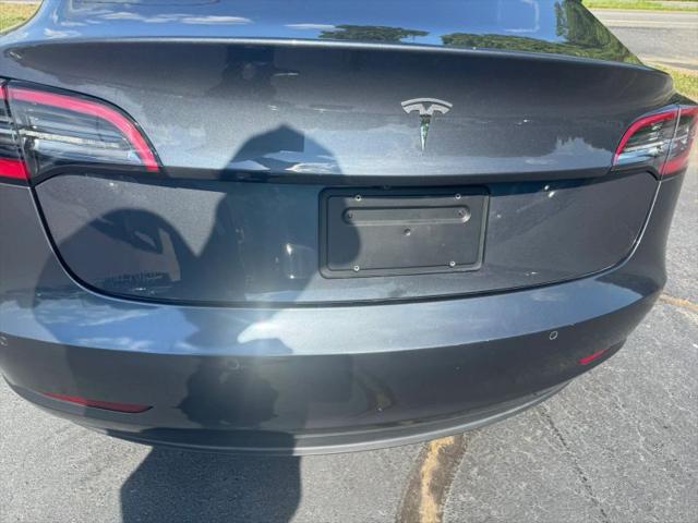 2021 Tesla Model 3 Standard Range Plus Rear-Wheel Drive