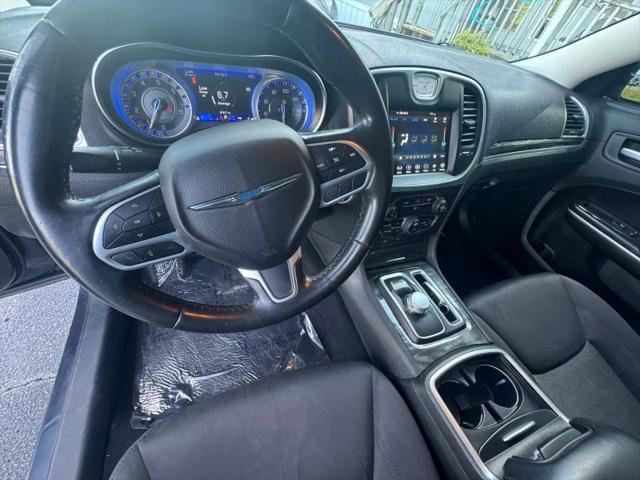 2019 Chrysler 300 Touring