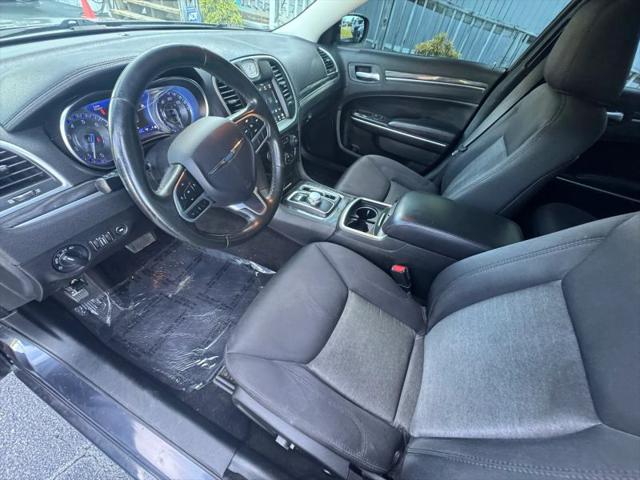 2019 Chrysler 300 Touring