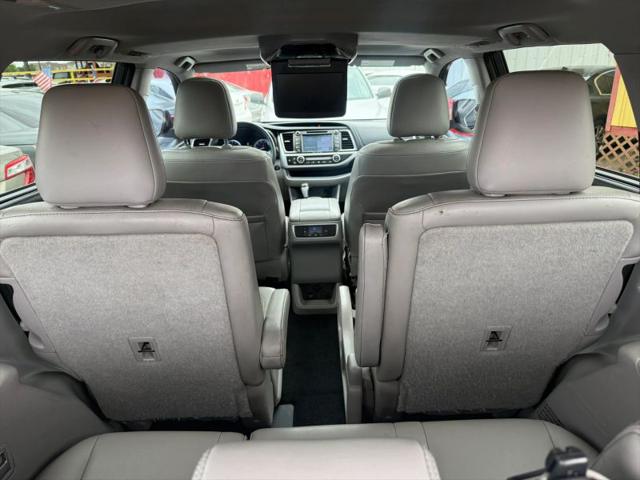 2016 Toyota Highlander Limited V6