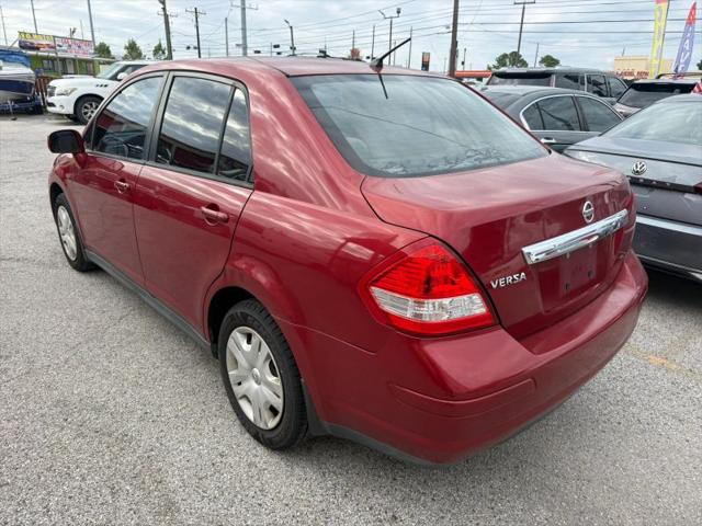 2011 Nissan Versa 1.8S