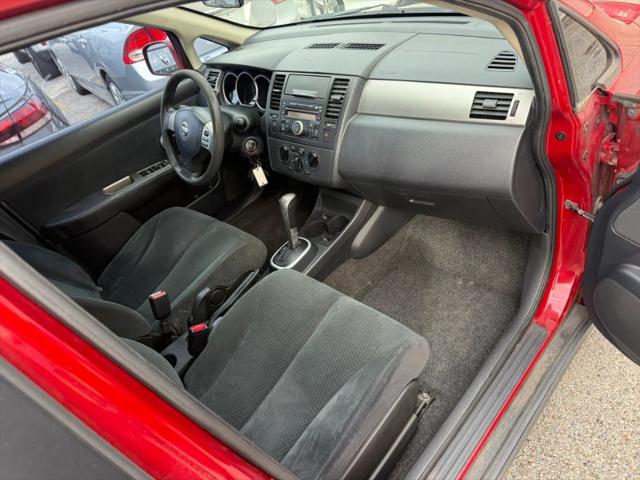 2011 Nissan Versa 1.8S