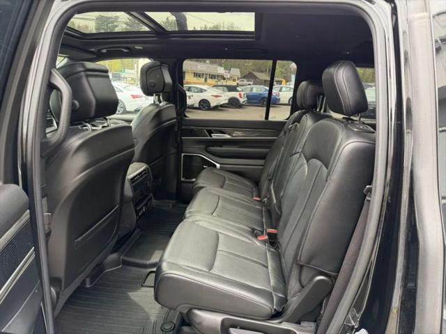 2022 Jeep Wagoneer Series III 4x4