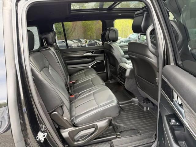 2022 Jeep Wagoneer Series III 4x4