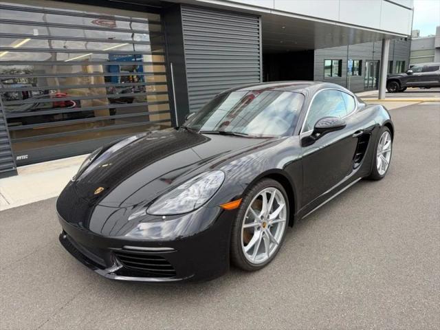 2025 Porsche 718 Cayman Style Edition