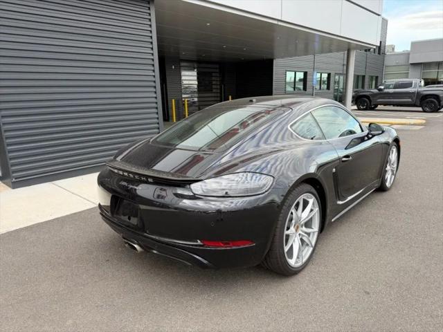 2025 Porsche 718 Cayman Style Edition