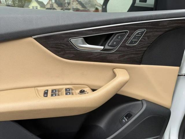 2019 Audi Q8 55 Premium