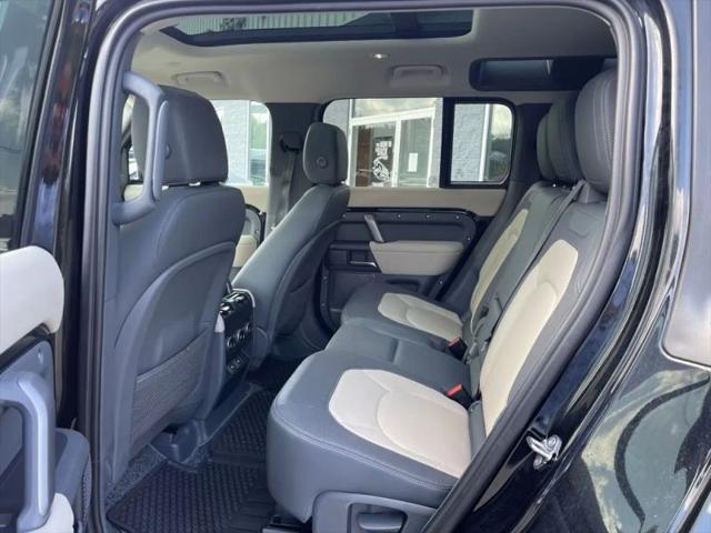 2024 Land Rover Defender 110 P400 X-Dynamic SE