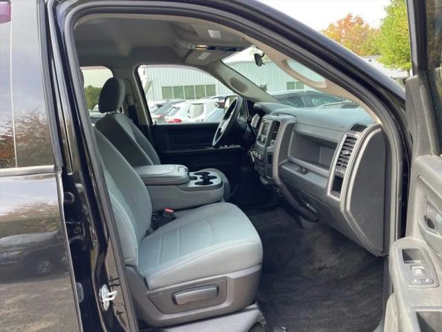 2017 Ram 3500 Tradesman Crew Cab 4x4 8' Box