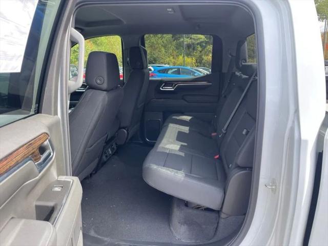 2024 GMC Sierra 1500 4WD Crew Cab Short Box Elevation with 3SB