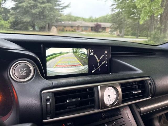 2018 Lexus IS 300 300