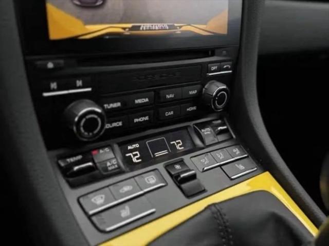 2021 Porsche 718 Boxster S