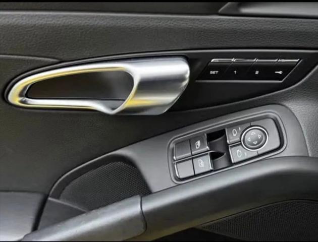 2021 Porsche 718 Boxster S