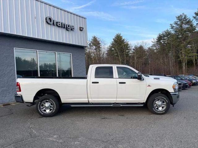 2024 Ram 3500 Tradesman Crew Cab 4x4 8' Box