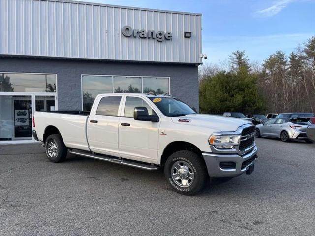 2024 Ram 3500 Tradesman Crew Cab 4x4 8' Box