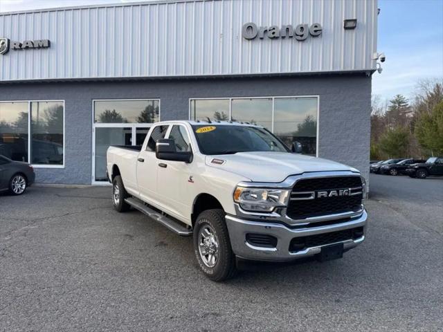2024 Ram 3500 Tradesman Crew Cab 4x4 8' Box
