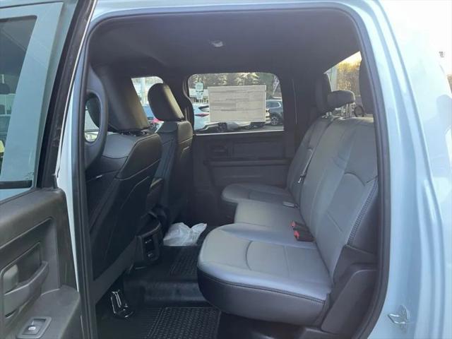 2024 Ram 3500 Tradesman Crew Cab 4x4 8' Box