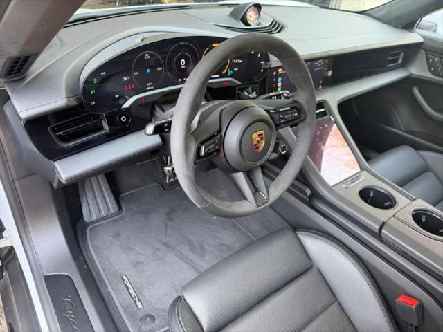 2024 Porsche Taycan Sport Turismo GTS