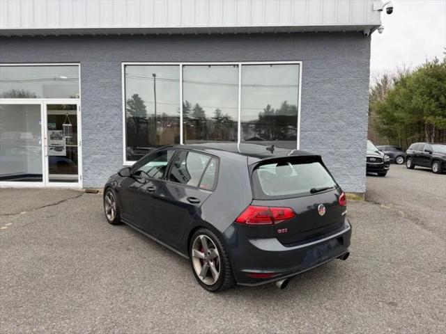 2017 Volkswagen Golf GTI Sport 4-Door