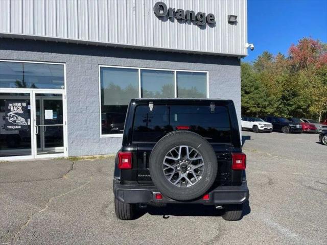 2025 Jeep Wrangler 4-Door Sahara 4x4