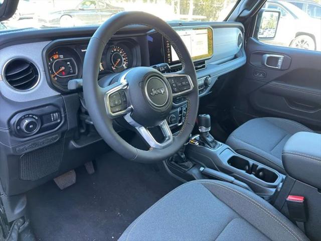 2025 Jeep Wrangler 4-Door Sahara 4x4