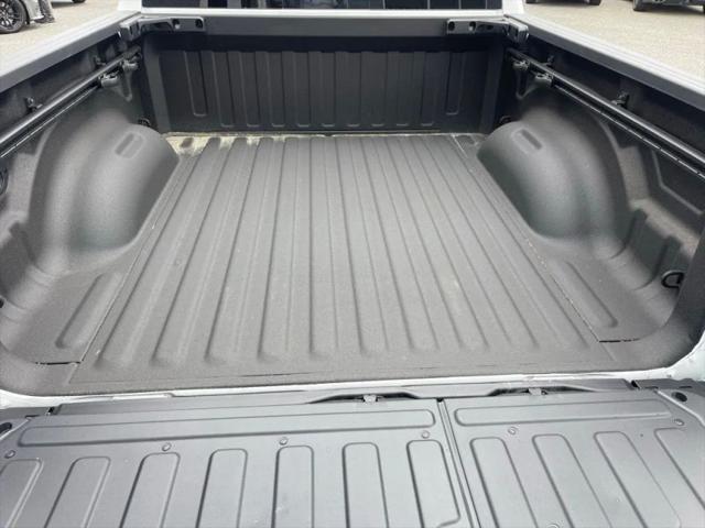 2025 Ram 1500 Laramie Crew Cab 4x4 5'7" Box