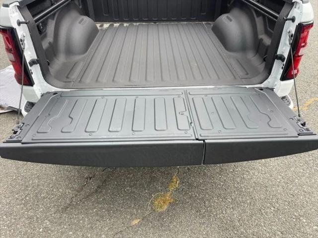 2025 Ram 1500 Laramie Crew Cab 4x4 5'7" Box