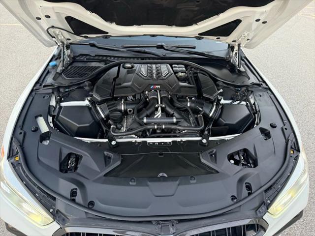 2022 BMW M8 Competition