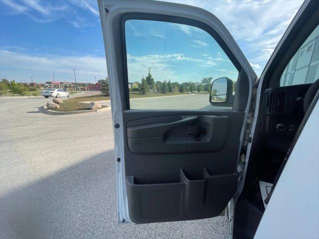 2008 GMC Savana Work Van