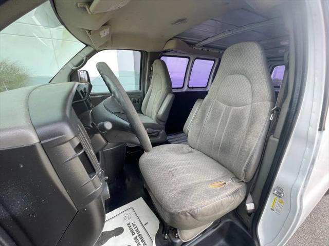 2008 GMC Savana Work Van