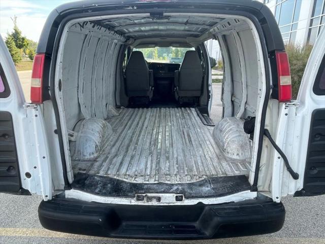 2008 GMC Savana Work Van