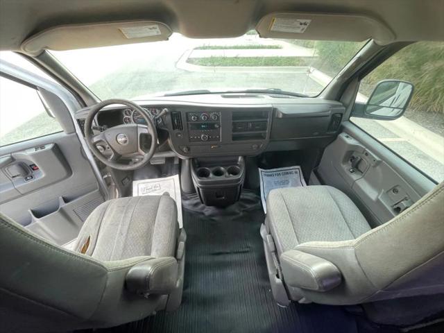 2008 GMC Savana Work Van