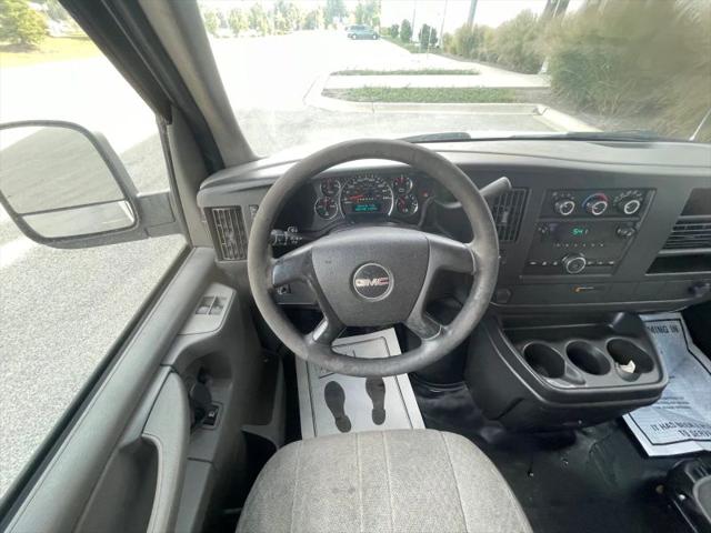 2008 GMC Savana Work Van