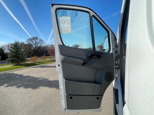 2012 Mercedes-Benz Sprinter 2500 Normal Roof