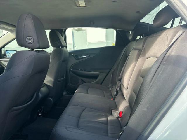 2017 Chevrolet Malibu 1FL
