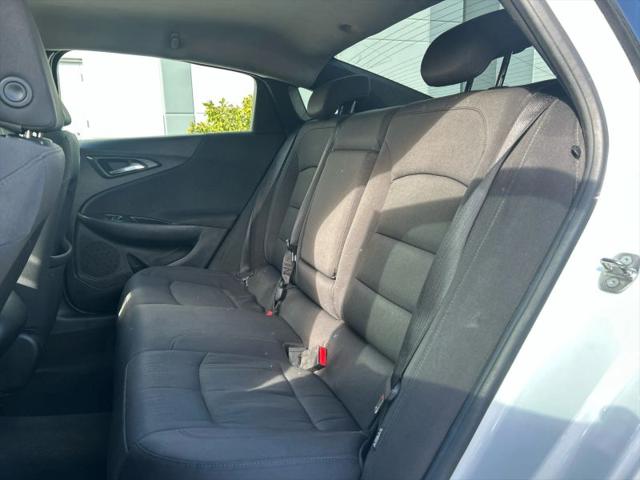 2017 Chevrolet Malibu 1FL