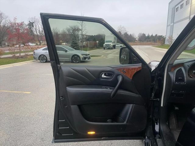 2017 INFINITI QX80 Base