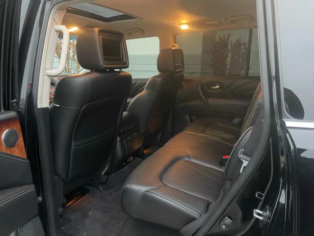 2017 INFINITI QX80 Base