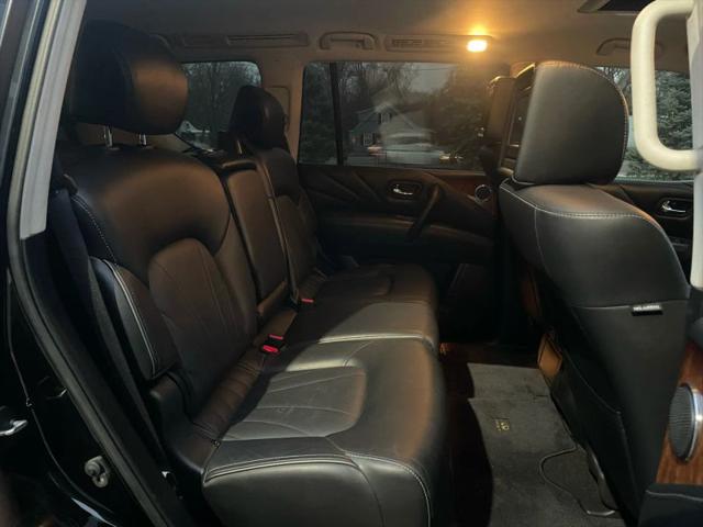 2017 INFINITI QX80 Base