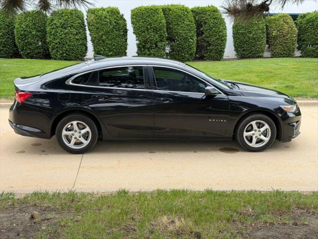 2017 Chevrolet Malibu LS