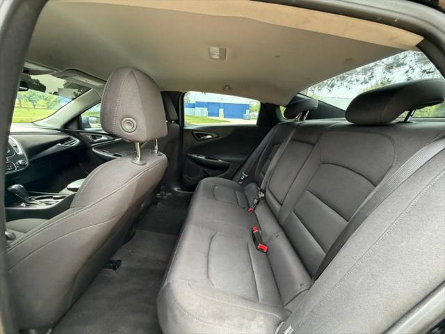 2017 Chevrolet Malibu LS