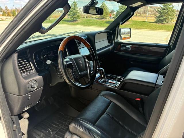 2016 Lincoln Navigator Select