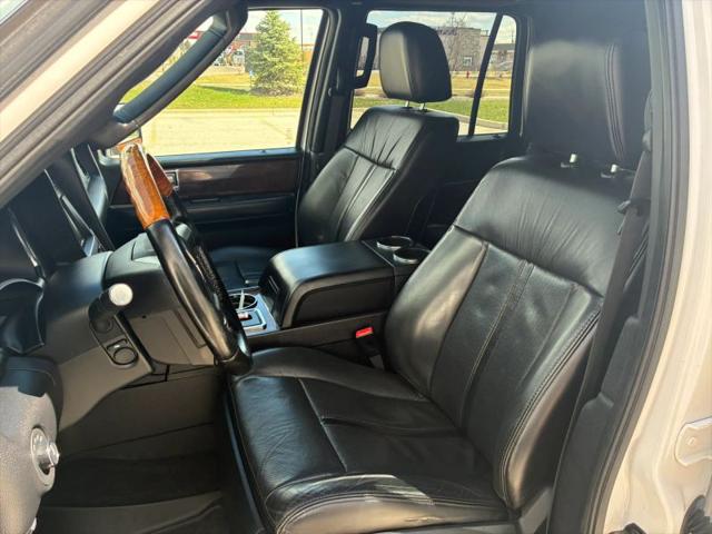 2016 Lincoln Navigator Select