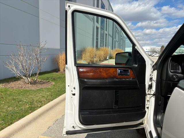 2016 Lincoln Navigator Select
