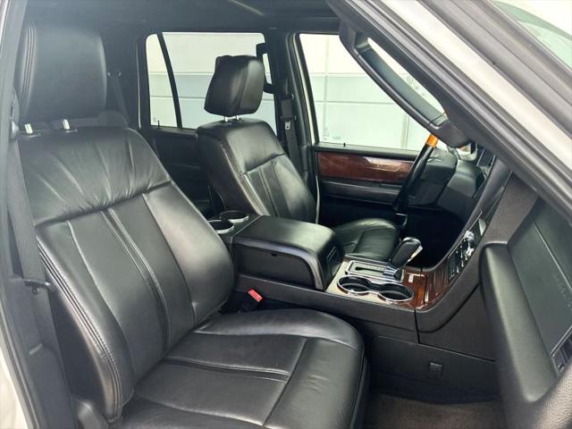 2016 Lincoln Navigator Select