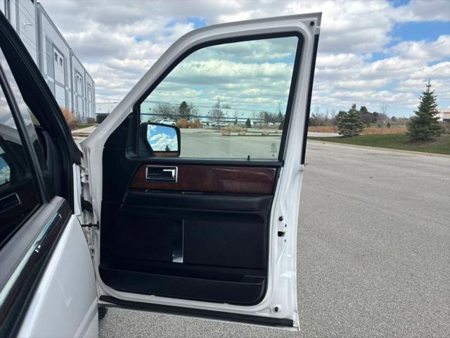 2016 Lincoln Navigator Select
