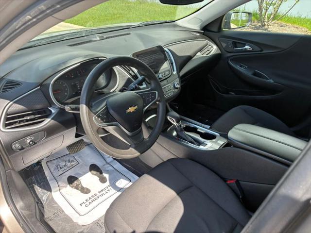 2022 Chevrolet Malibu FWD LT