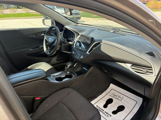 2022 Chevrolet Malibu FWD LT