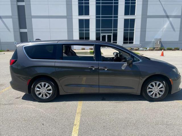 2020 Chrysler Voyager L