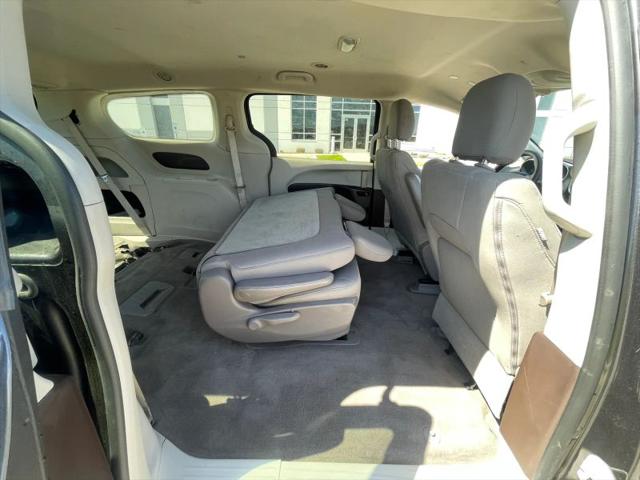 2020 Chrysler Voyager L